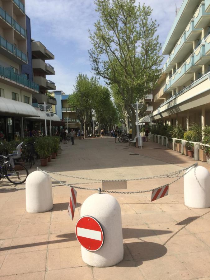 Appartamento Viale Pedonale A Due Passi Dal Mare Bellaria-Igea Marina Dış mekan fotoğraf